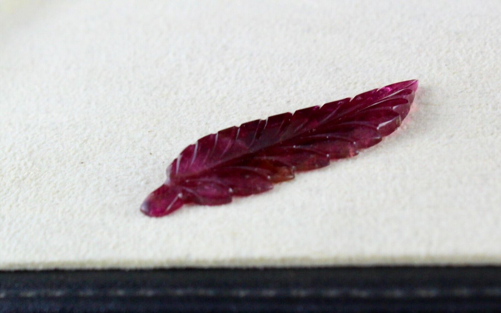 NATURAL PINK TOURMALINE CARVED LEAF 14.63 CARATS GEMSTONE FOR DESIGNING PENDANT