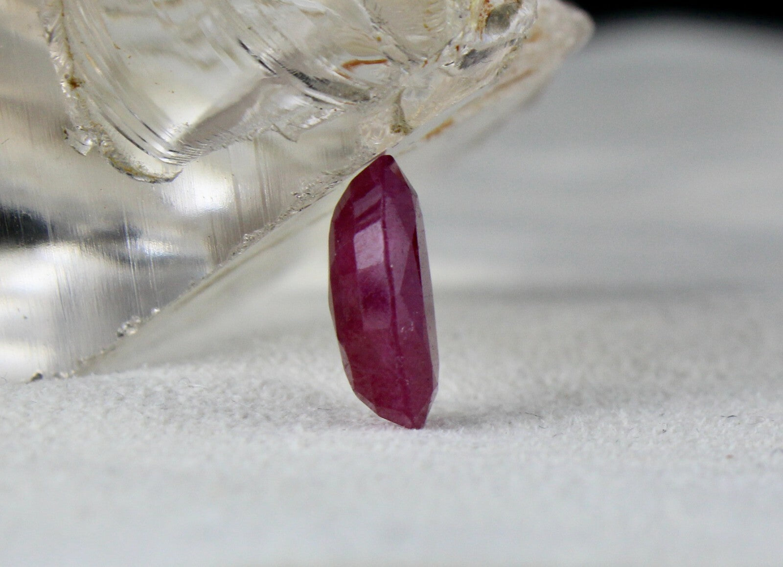 Finest Natural Red Ruby 6.67 Ct Oval Cut Gemstone For Ring Pendant Jewelry