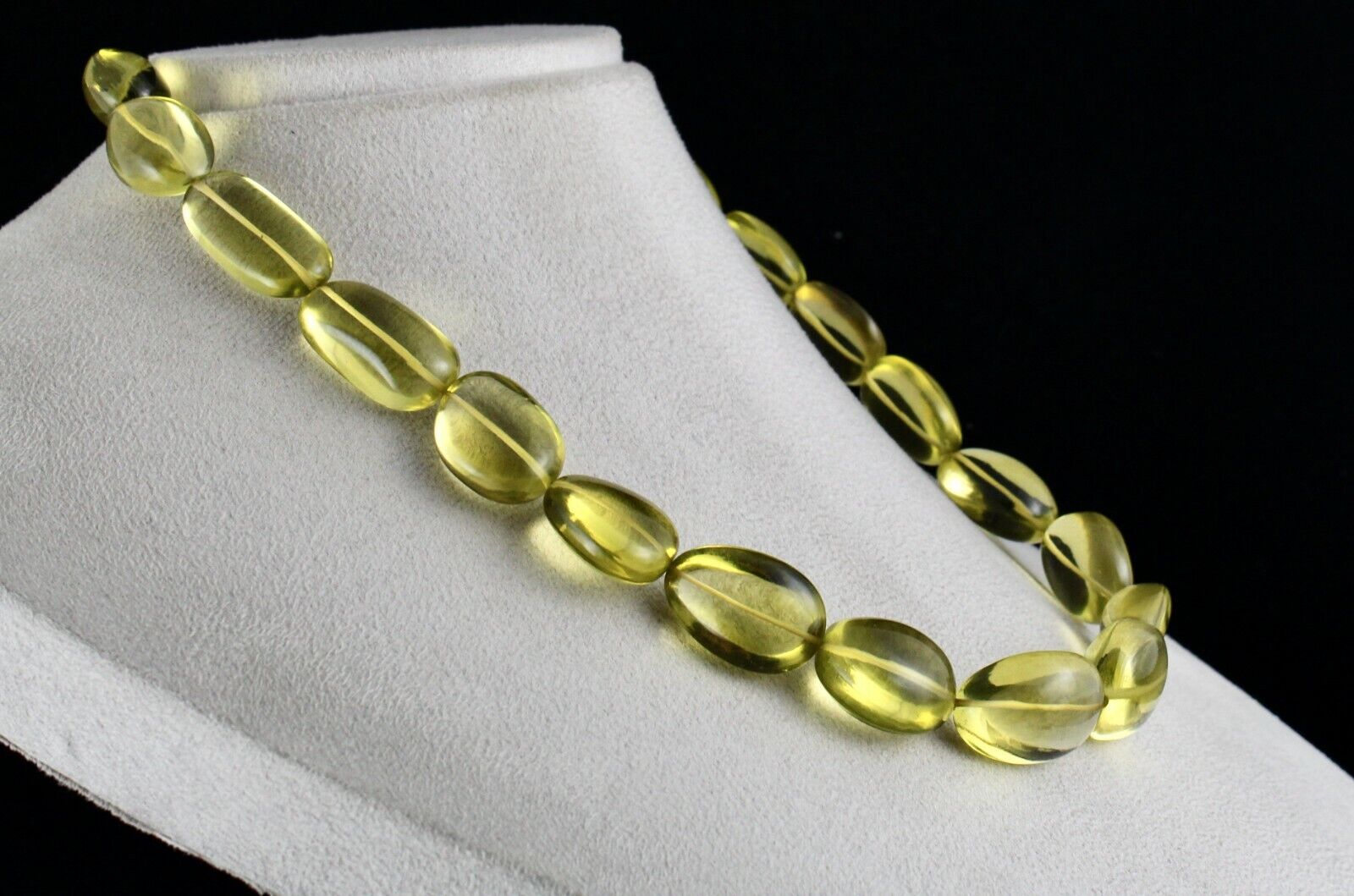 Natural Green Gold Lemon Quartz Beads Tumble 26mm 712 Carats Gemstone Necklace