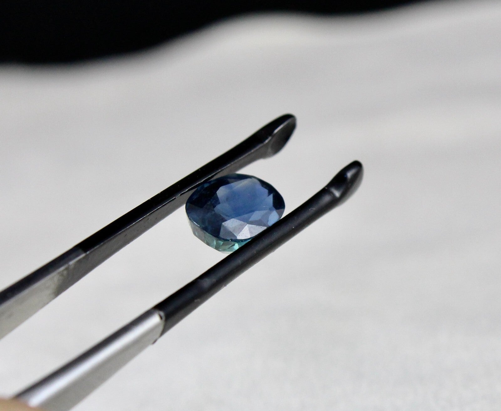 Certified Natural Blue Sapphire 3.66 Ct Oval Gemstone Ring Pendant Loose Stone