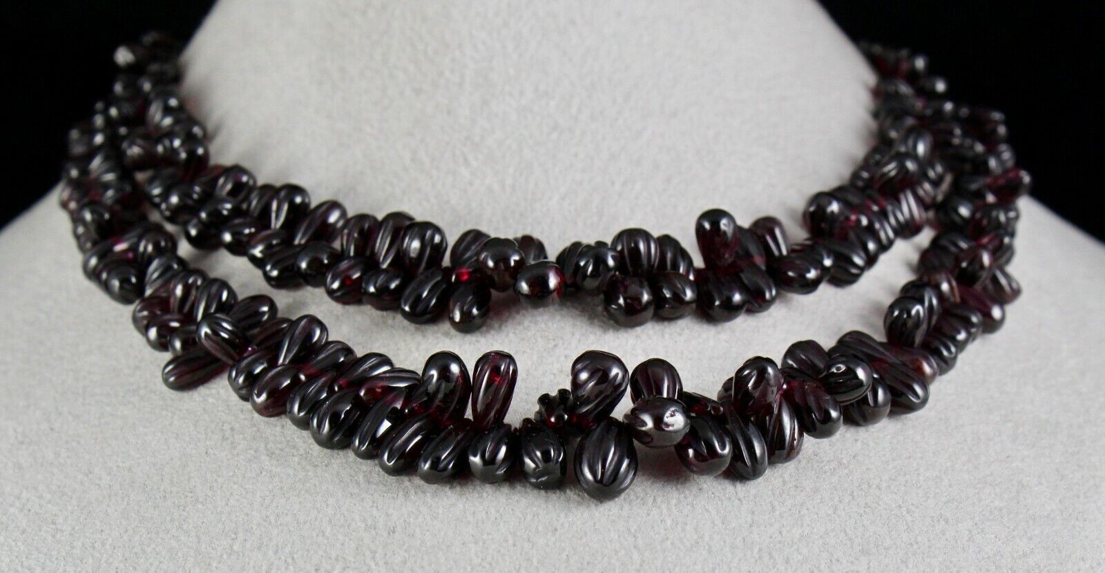 NATURAL RED GARNET BEADS CARVED TEAR DROPS 2 LINE 664 CARATS GEMSTONE NECKLACE 