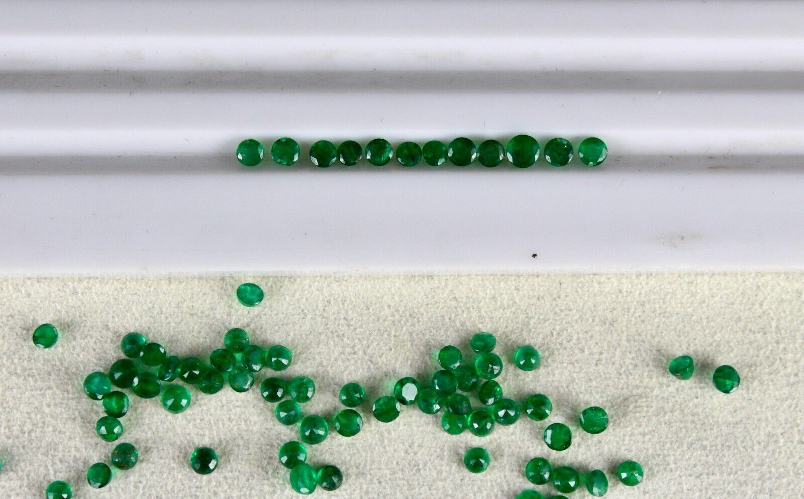 Natural Zambian EMERALD Round Cut 90 pc 12.75 Carats 3.80-2.90 mm Loose Gemstone