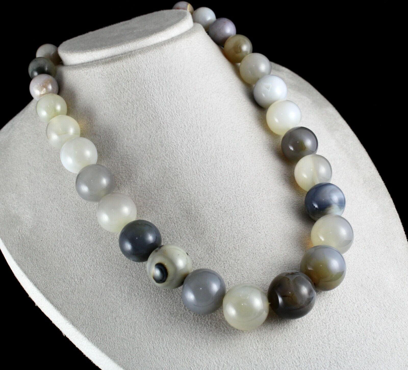 Big Natural Agate Beads Multi Round 1 Line 1562 Carats Gemstone Silver Necklace