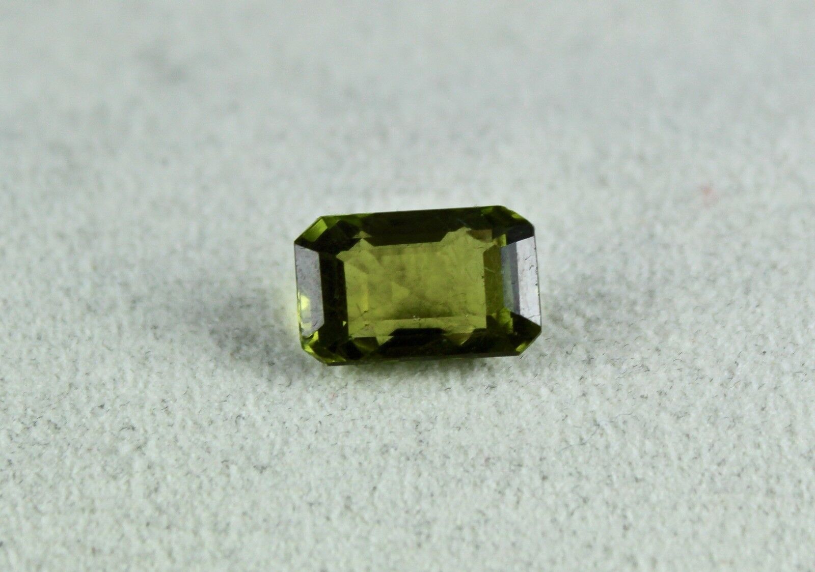 NATURAL GREEN TOURMALINE 9X15 MM RECTANGLE CUT 1 PCS 9.42 CTS GEMSTONE FOR RING