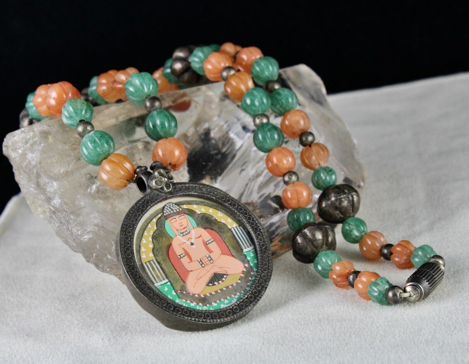 OLD BUDHA PAINTING SILVER PENDANT GREEN ORANGE QUARTZ CARVED STONE BEAD NECKLACE