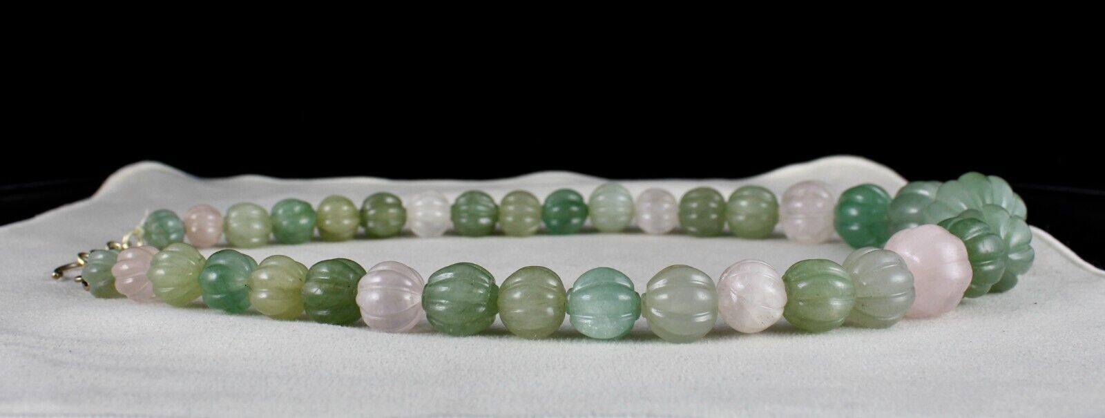 NATURAL INDIAN JADE ROSE QUARTZ MELON CARVED BEADS 854 CTS STONE SILVER NECKLACE