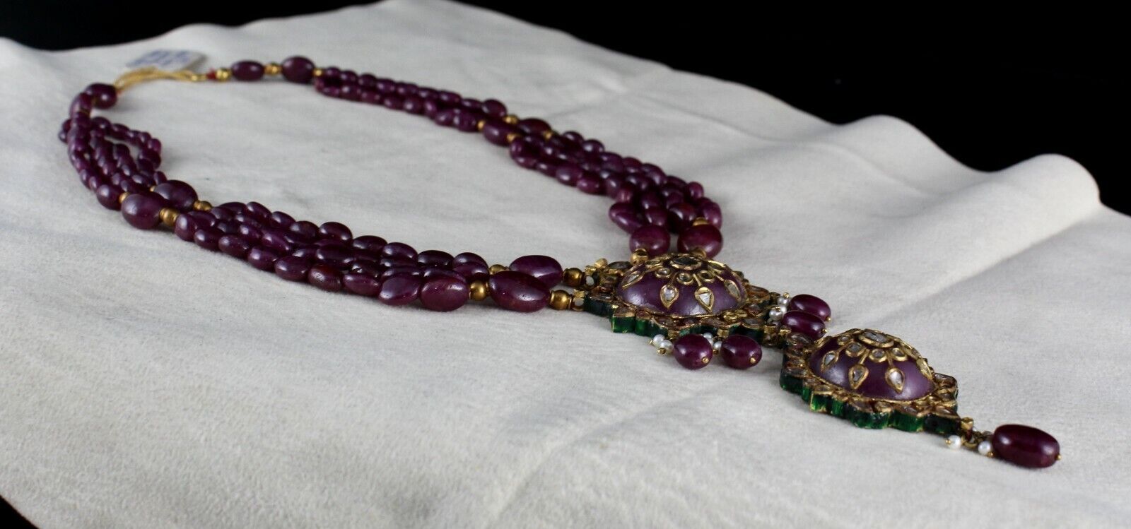 ANTIQUE NATURAL UNHEATED RUBY CABOCHON & BEADS DIAMOND 18K GOLD JADAU NECKLACE