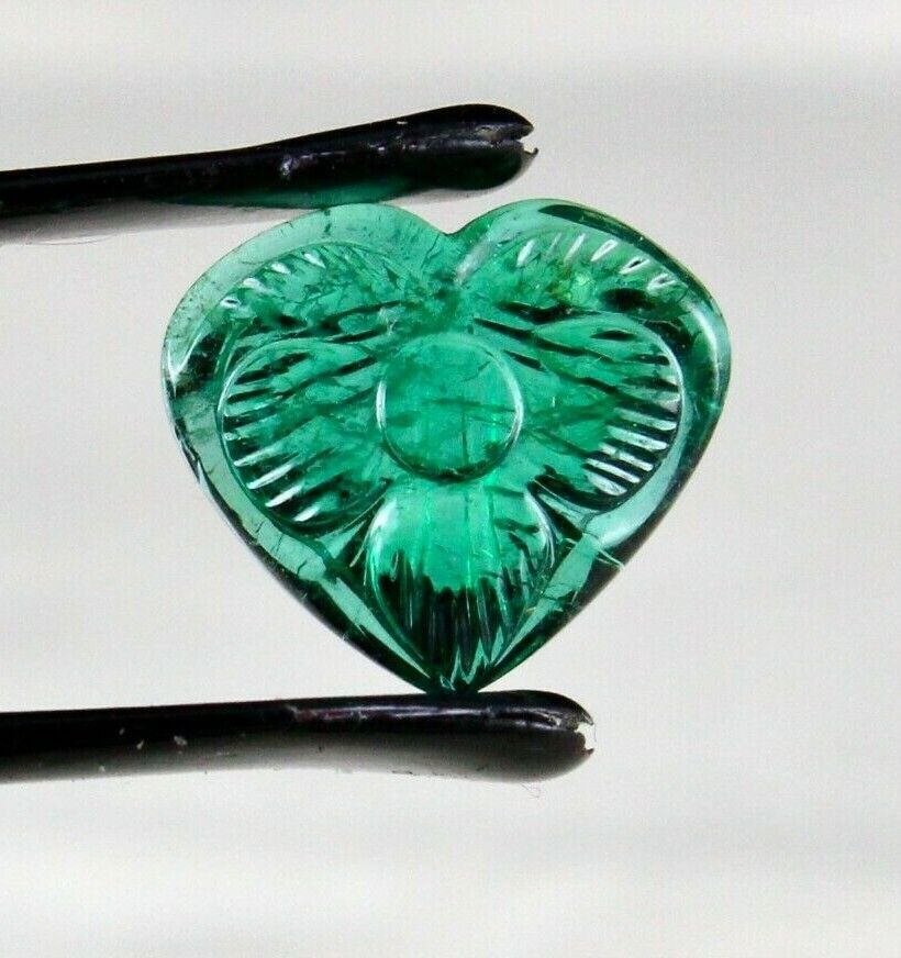 11X12 MM NATURAL ZAMBIAN EMERALD CARVED HEART SHAPE 3 CARATS GEMSTONE FOR RING