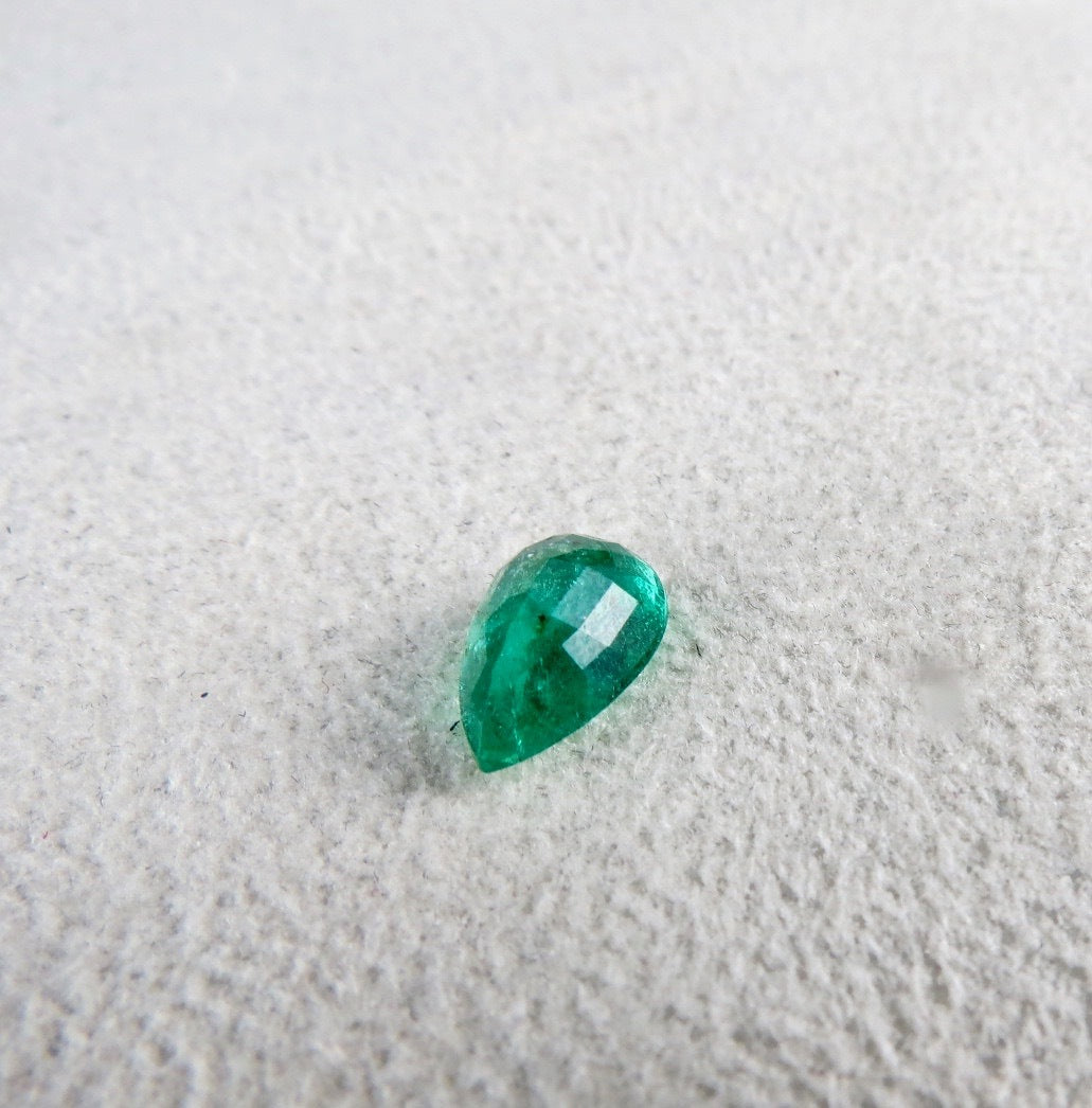 Certified Natural Zambian Emerald 2.87ct Pear Cut 12mm Gemstone For Ring Pendant
