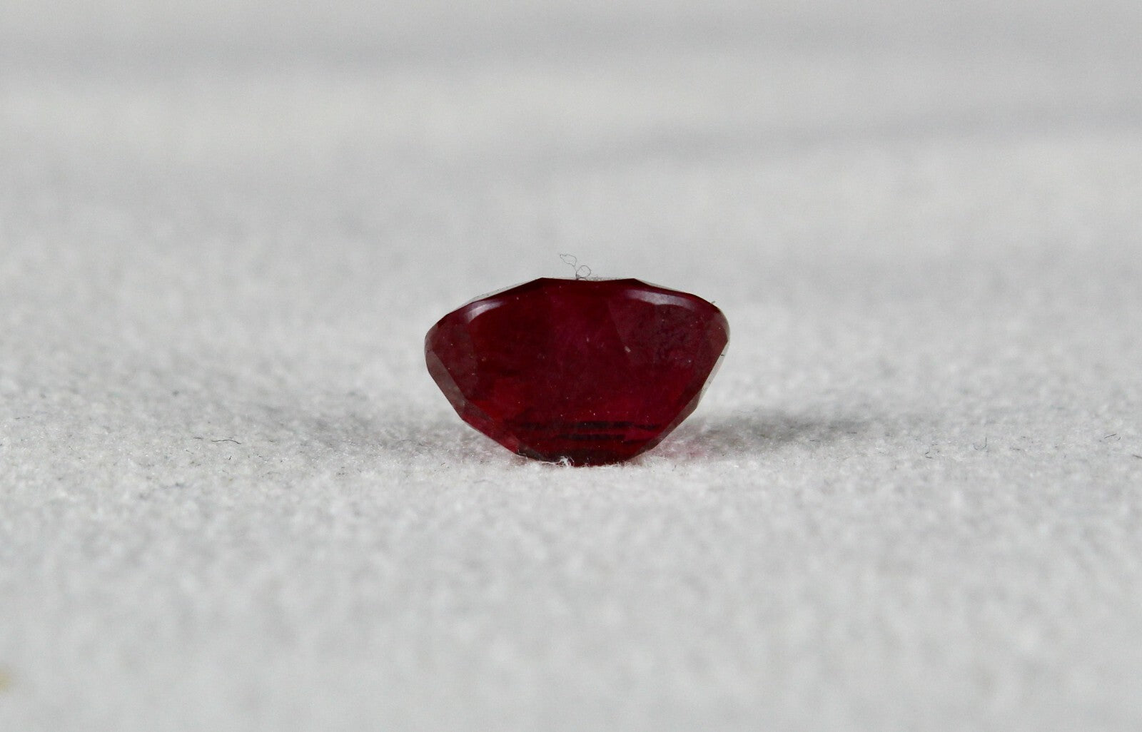 Certified Grs Heated Burma Ruby 3.14 Ct Gemstone Oval Ring Pendant