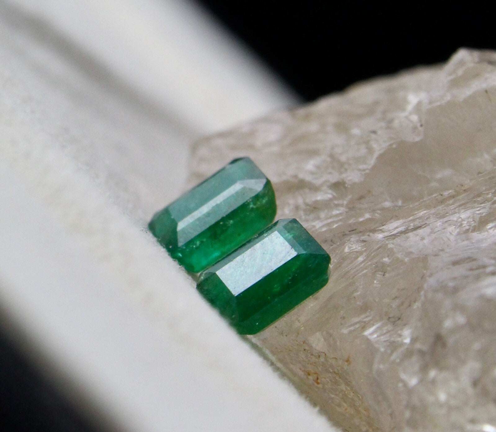 Certified Natural Emerald Octagon Cut Pair Gemstone 2 Pcs 3.57 Ct Earring Design