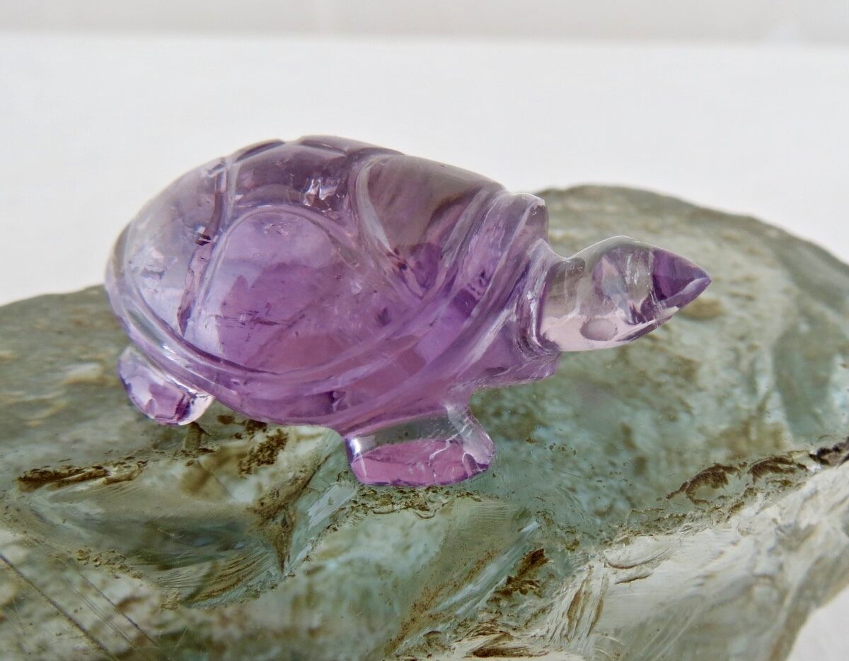 Big Natural Brazilian Amethyst Tortoise Carved 80 Ct Gemstone Statue Home Decor