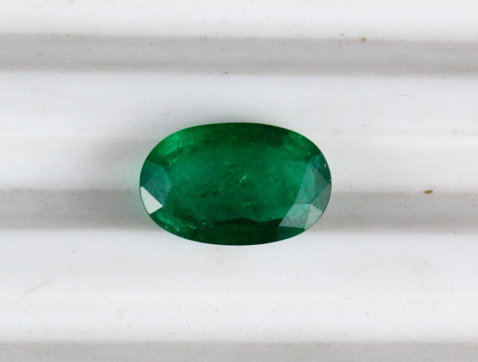 Natural Emerald Oval Cut 14X9mm 5.20 Ct Loose Green Gemstone Design Ring Pendant