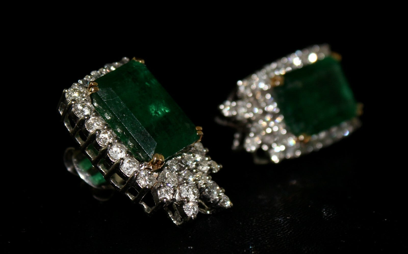 Certified Natural Zambian Emerald 64ct Natural Diamond 18k Gold Stud Earrings