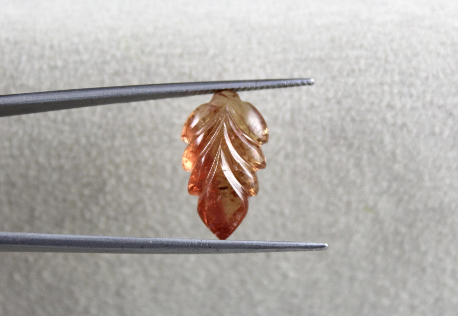 Natural Tourmaline 9.77ct Carved Leaf Gemstone For Ring Pendant Design