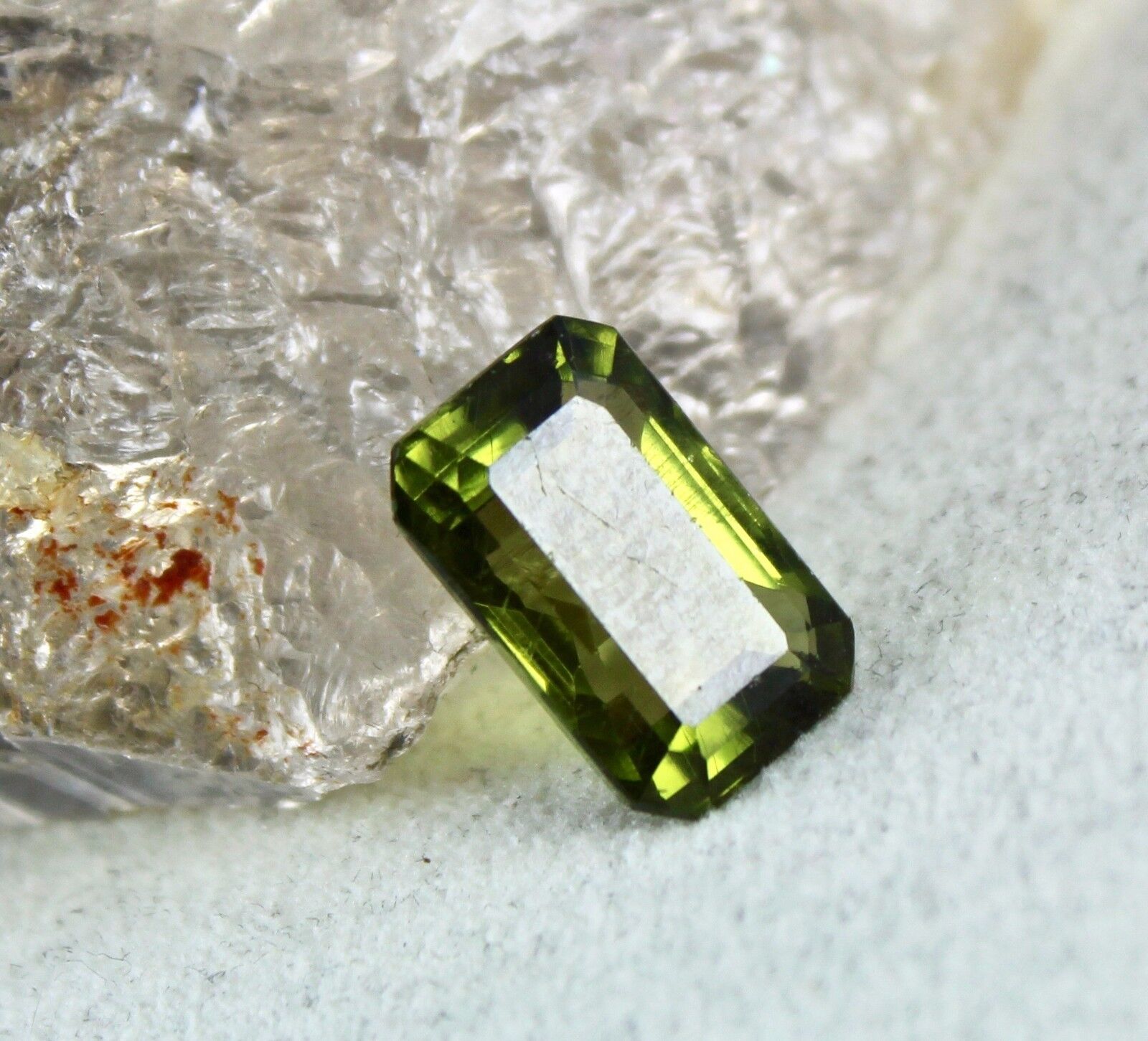 NATURAL GREEN TOURMALINE 9X15 MM RECTANGLE CUT 1 PCS 9.42 CTS GEMSTONE FOR RING