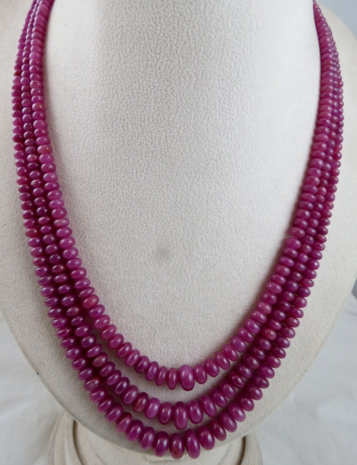 NATURAL UNHEATED RUBY BEADS ROUND 3 LINE 590 CARATS GEMSTONE SILVER NECKLACE