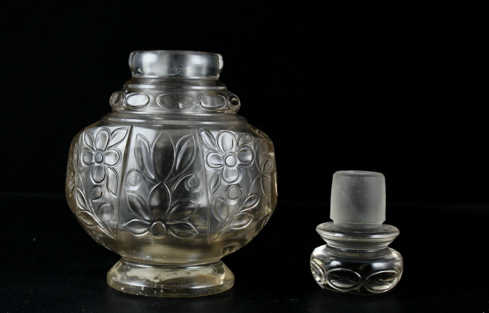 Certified Unique Natural Smoky Quartz 2400ct Handcrafted Perfume Bottle Decor