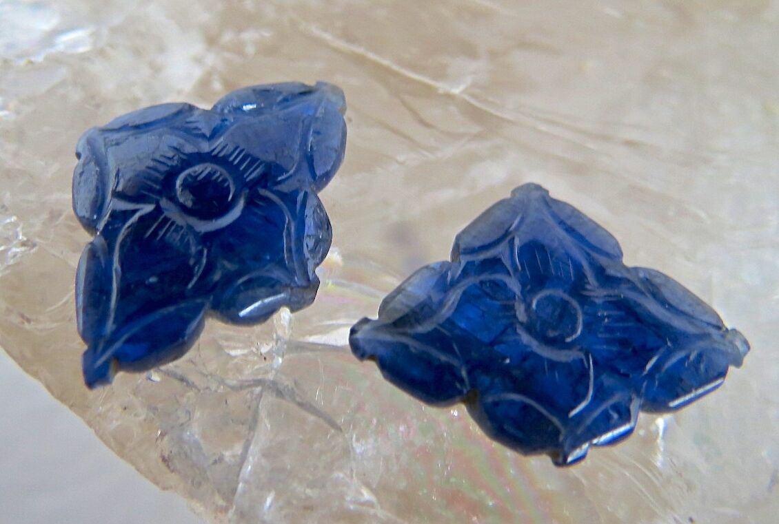 12X18MM NATURAL BURMESE BLUE SAPPHIRE CARVED FLOWER 10.74 CARAT GEMSTONE EARRING