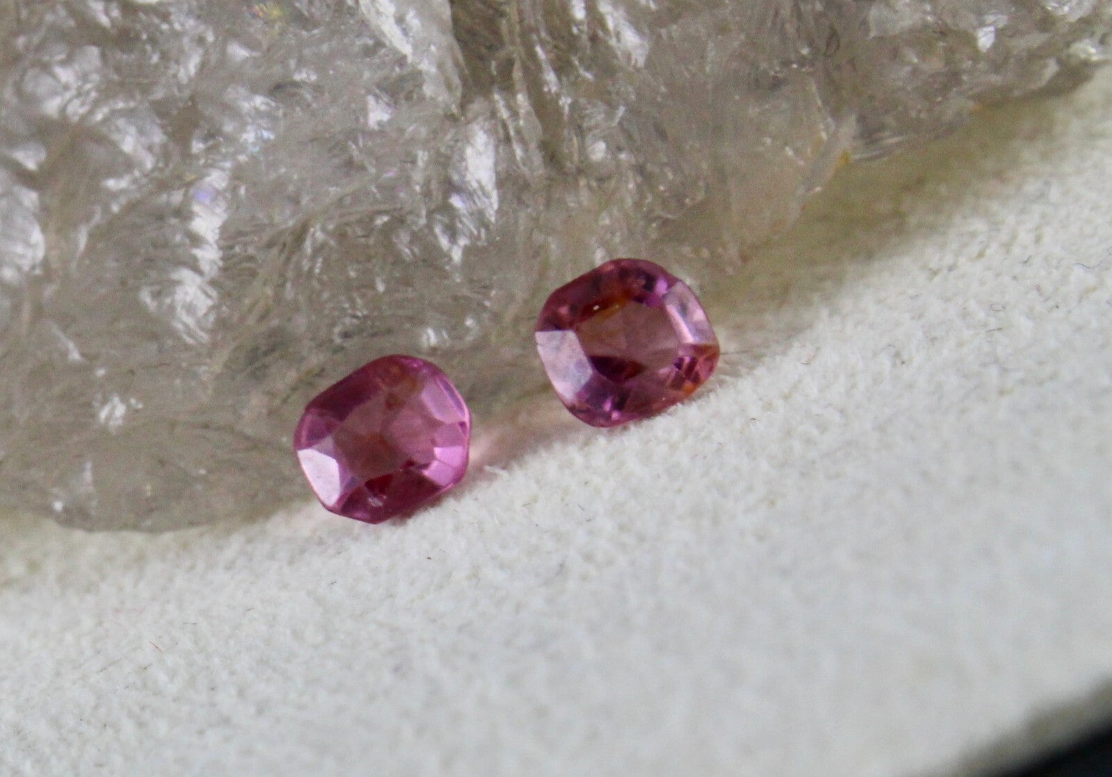 Natural Old Spinel Emerald Cushion Cut 3 Pcs Gemstone Ring Pendant 2.58 Ct