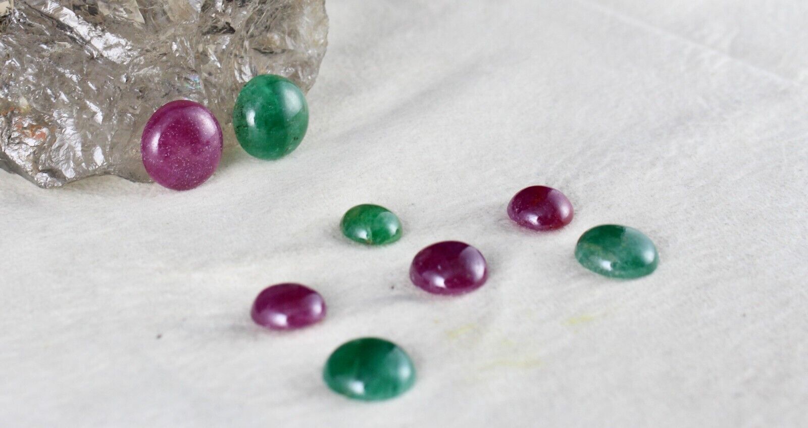 NATURAL RUBIES EMERALD CABOCHON ROUND 8 PC 61.40 CT LOOSE GEMSTONE SET DESIGNING