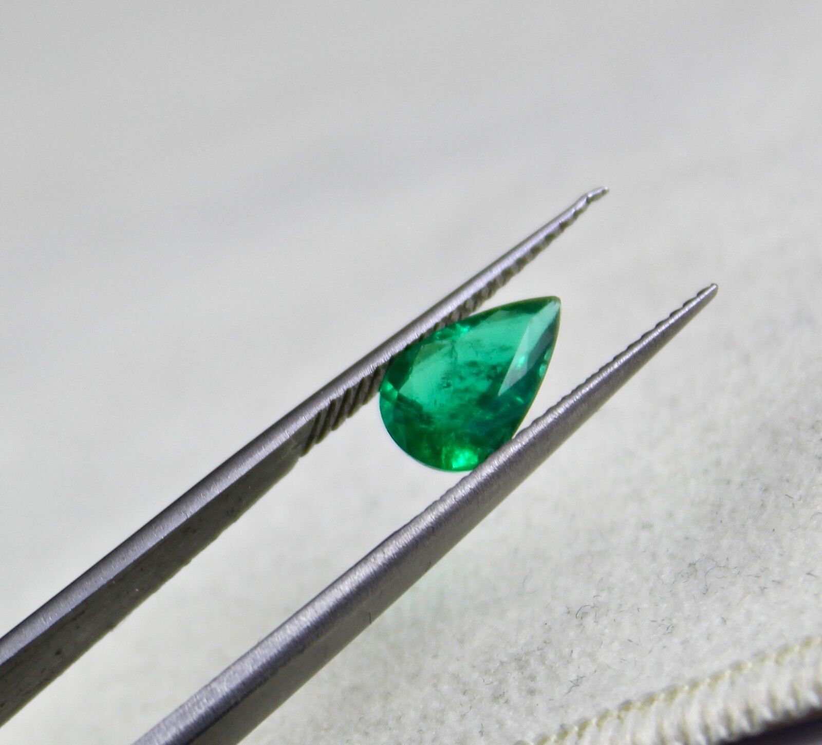 10MM NATURAL ZAMBIAN EMERALD PEAR SHAPE 1.20 CARATS GEMSTONE FOR RING & PENDANT 