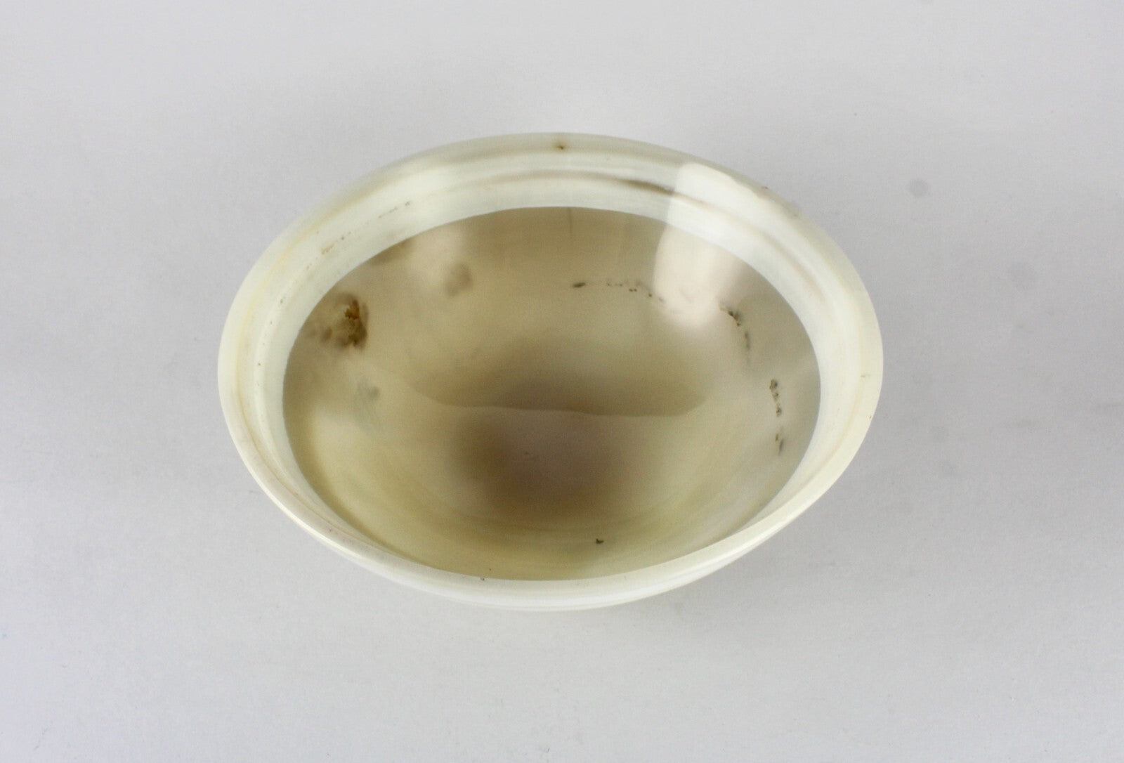 Certified Hand Crafted Natural Chalcedony 1955 Ct Gemstone Bowl Decor