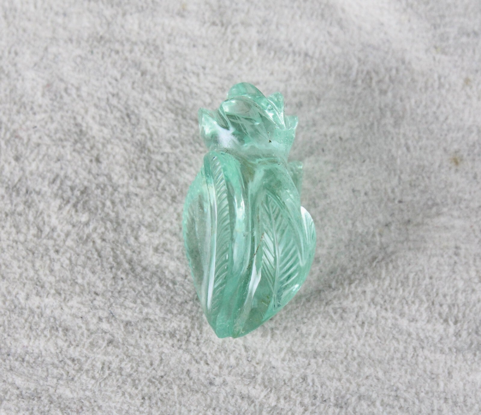 Certified Natural Colombian Emerald Carved Leaves 19.73 Ct Gemstone Pendant