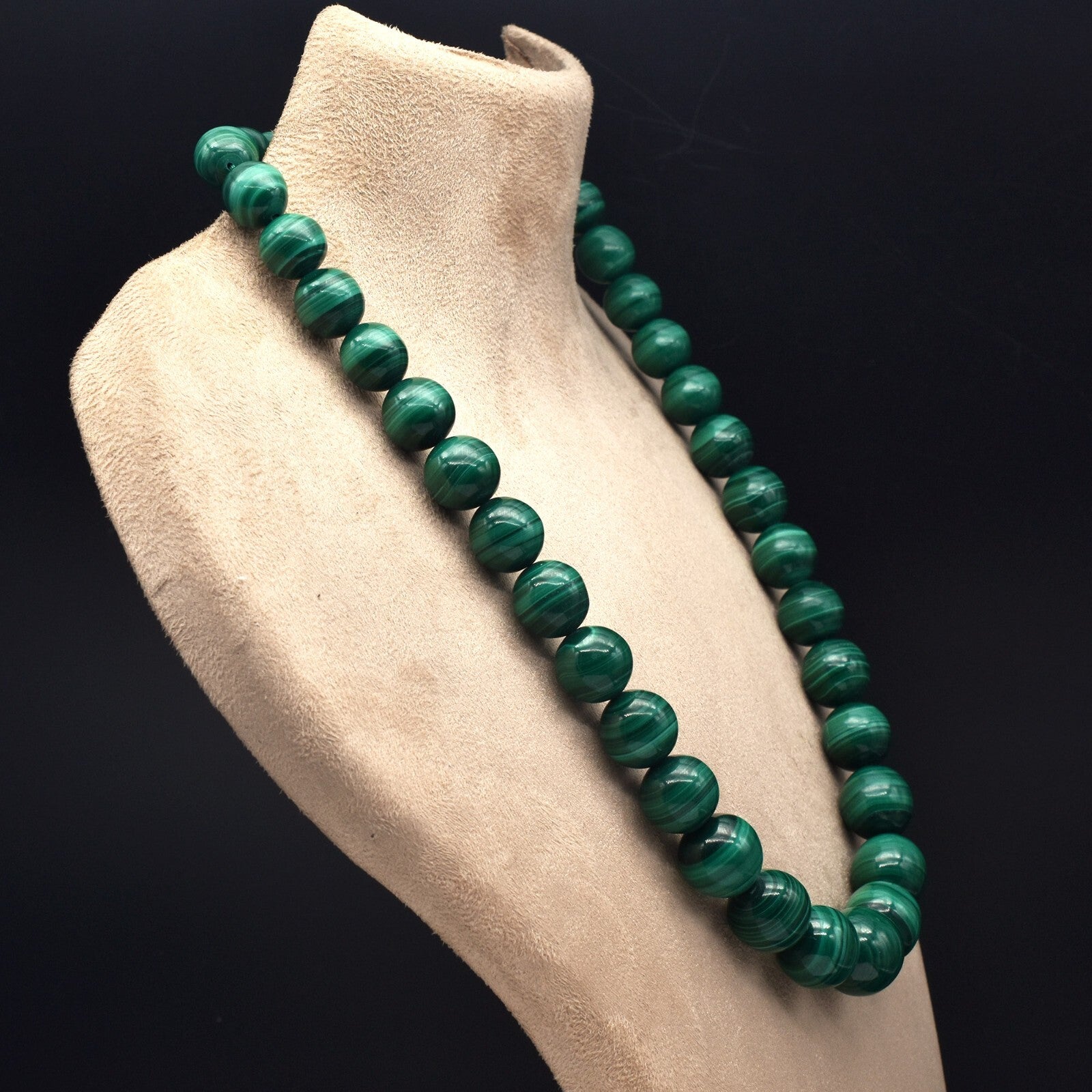 Certified Natural Malachite 908 Ct Semi Precious Gemstone Necklace Beads