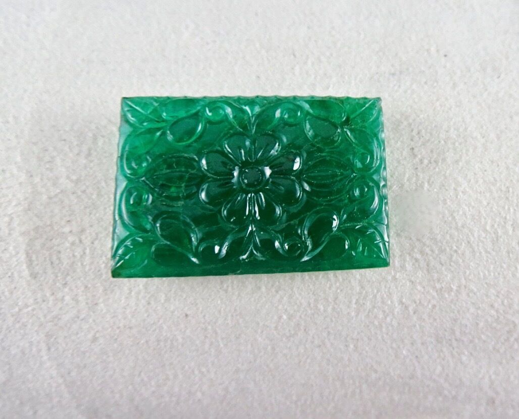 NATURAL ZAMBIAN EMERALD CARVED RECTANGLE 76.67 CARATS 26x38 MM GEMSTONE PENDANT