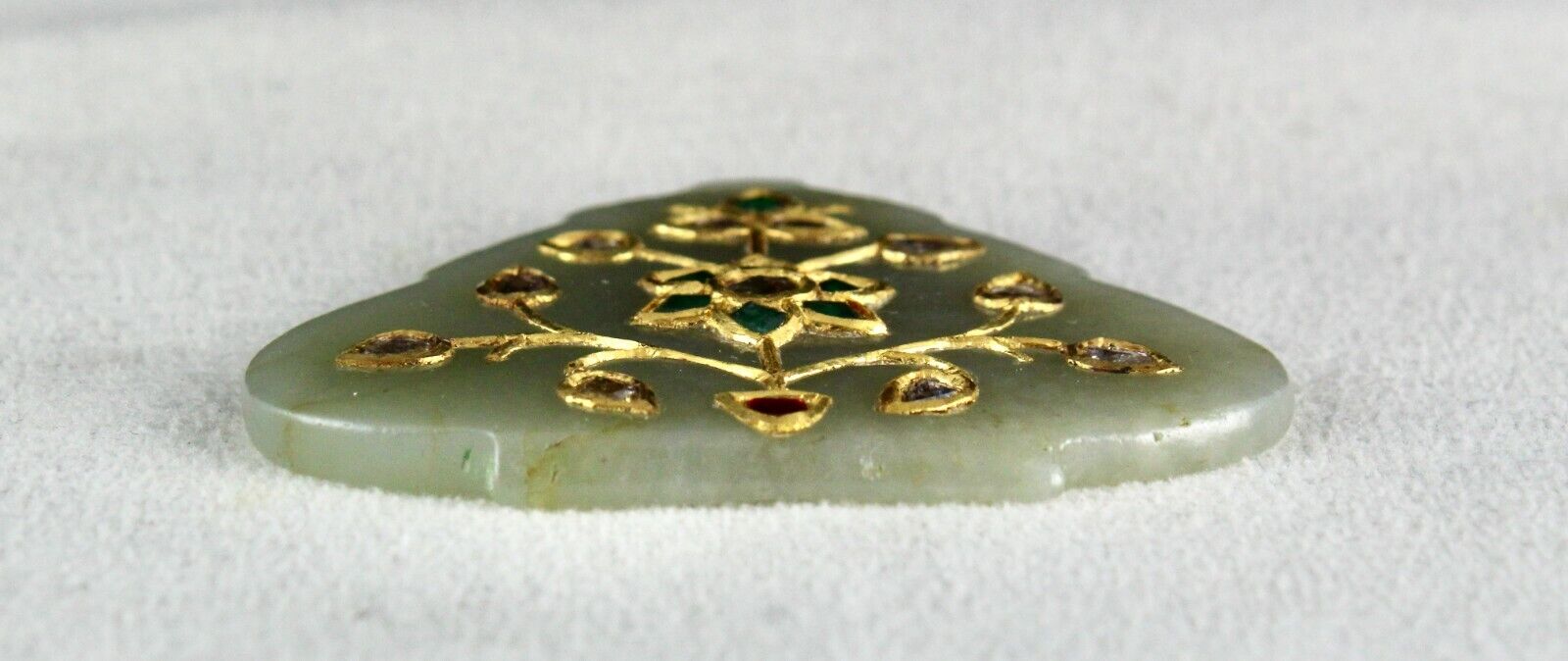 UNIQUE NATURAL OLD JADE PENDANT STUDDED WITH DIAMOND EMERALD IN 22K GOLD