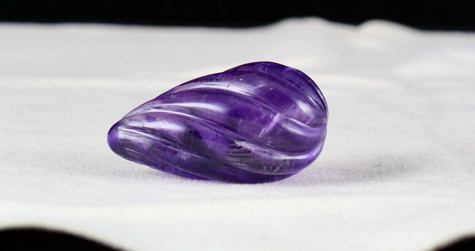 Natural Amethyst Carved Melon Drops 88.85 Cts Hanging Gemstone Pendant Designing