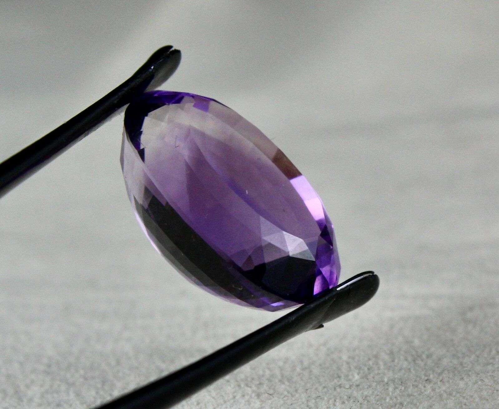 Natural Amethyst Oval Cut Gemstone 22x15 mm 25.48 Cts Designing Pendant Ring