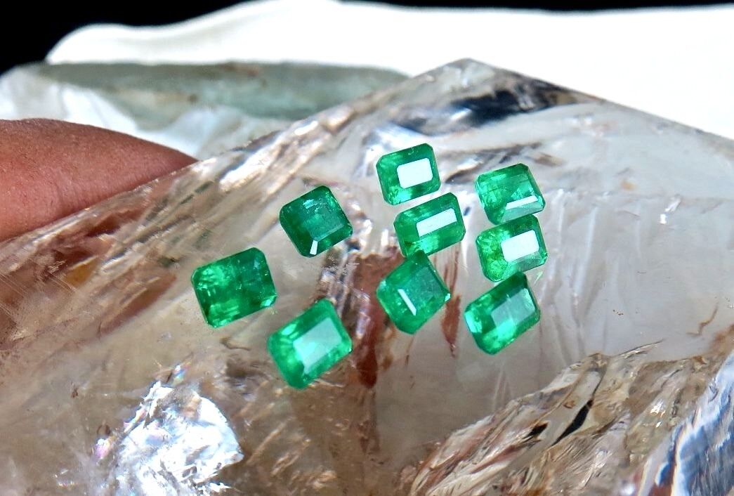 6X4 MM NATURAL EMERALD OCTAGON CUT 9 PCS 5.59 CARATS GEMSTONE DESIGNING JEWELS