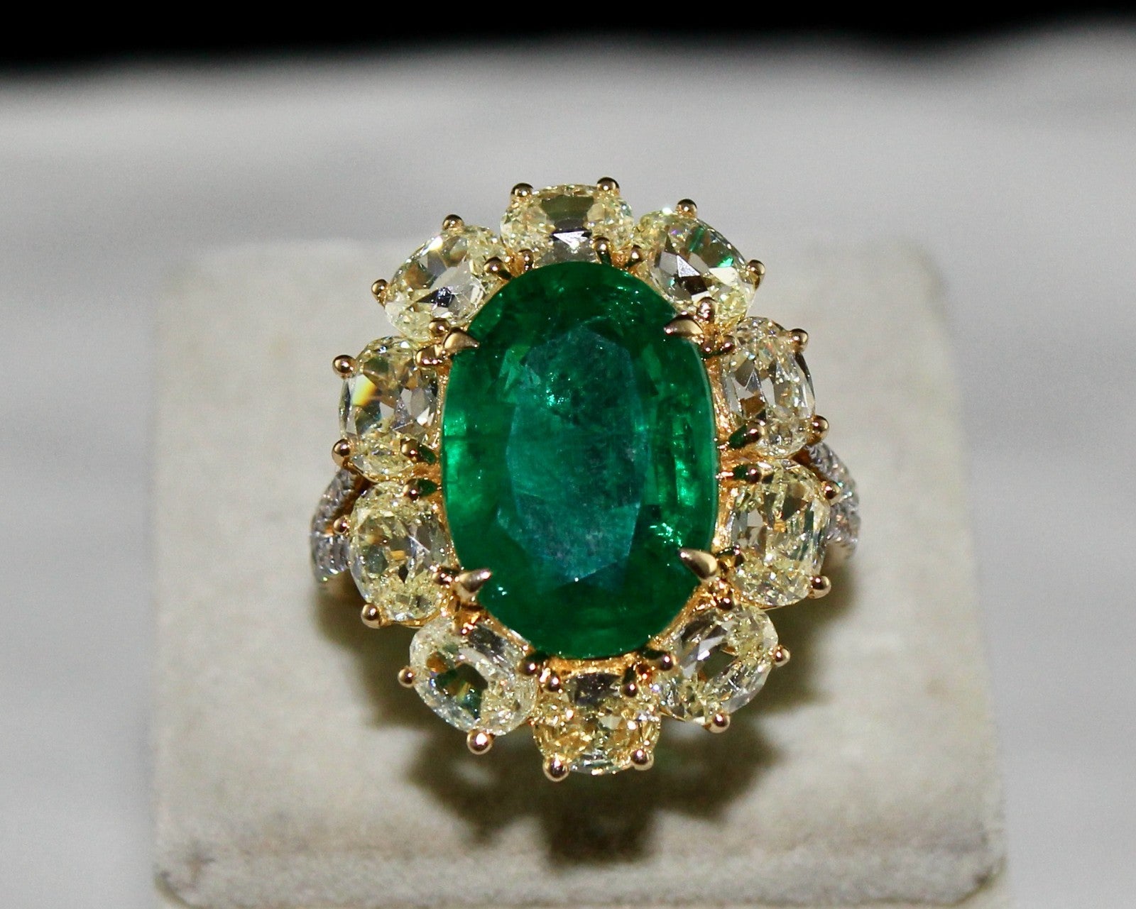 Certified Natural Emerald, Yellow & White Diamond Ring 18K Gold | 7.42 Ct Stone