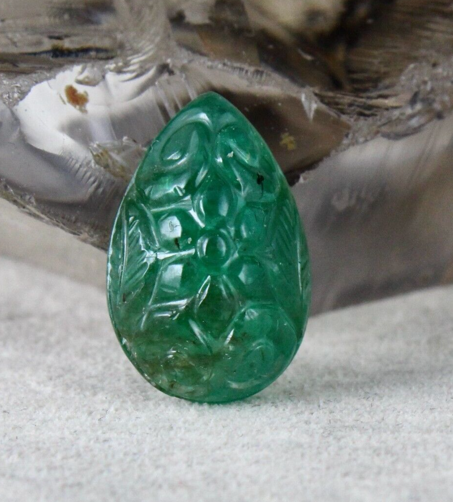 NATURAL ZAMBIAN EMERALD PEAR CARVED 14.94 CARATS GEMSTONE FOR RING PENDANT