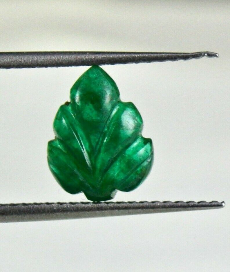 ZAMBIA NATURAL EMERALD CARVED LEAF 1.64 CARATS GEMSTONE FOR RING PENDANT DESIGN