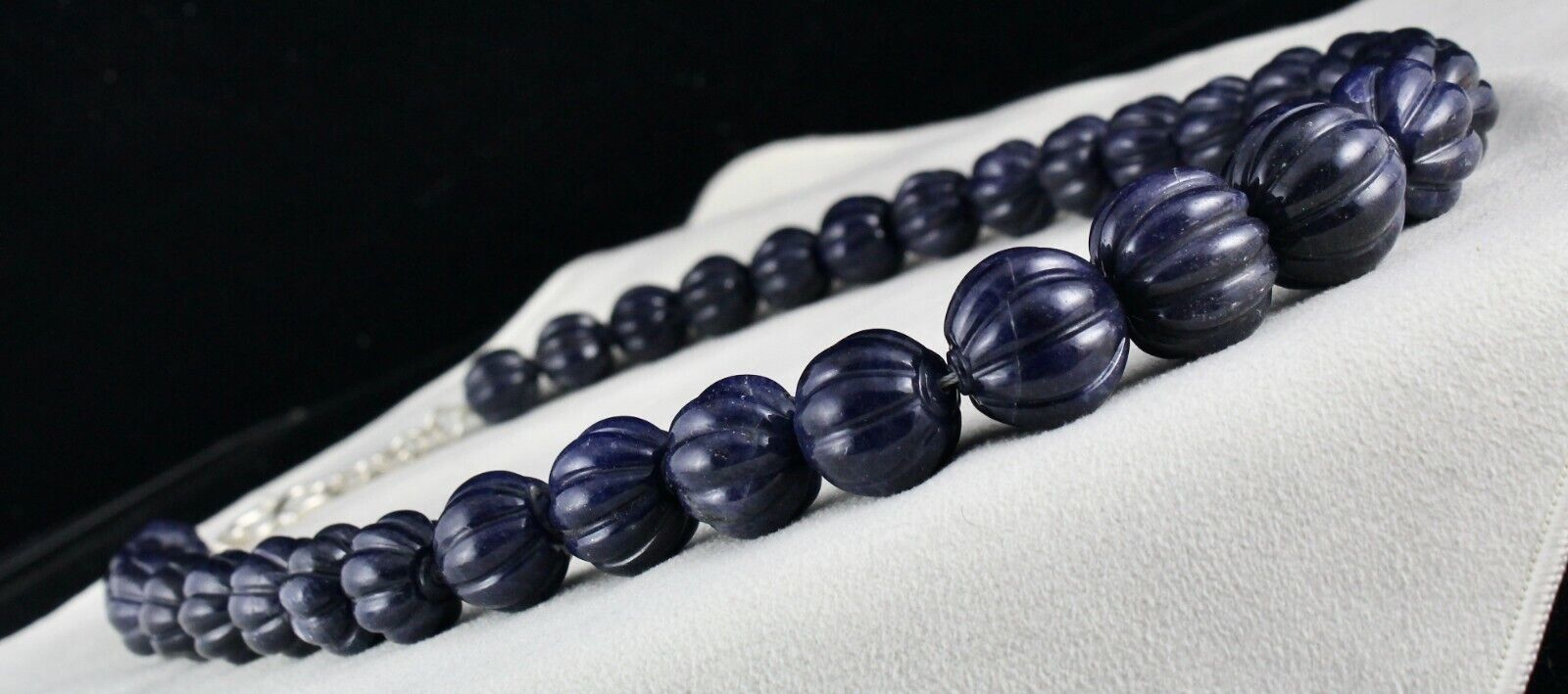 NATURAL BLUE JADE BEADS CARVED ROUND GEMSTONE 1 LINE 1001 CARATS SILVER NECKLACE